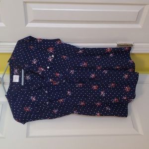 Nice XL maternity blouse. Navy floral